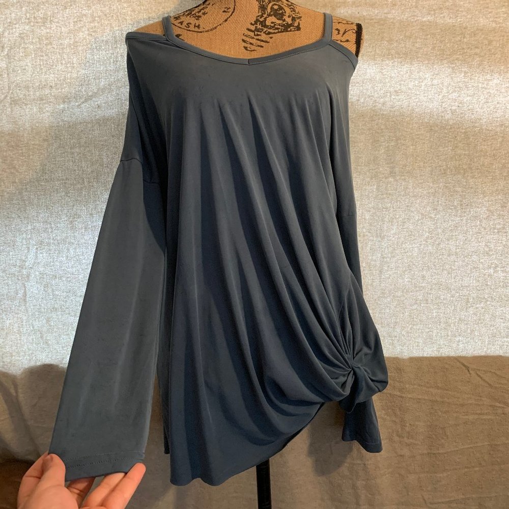 She + Sky Cold Shoulder Oversized Tunic